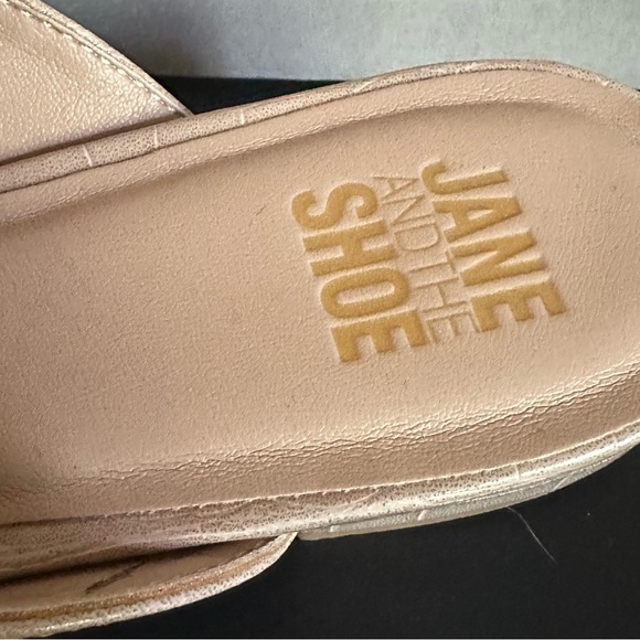 Jane and the Shoe beige crocodile Isla - Picture 4 of 9